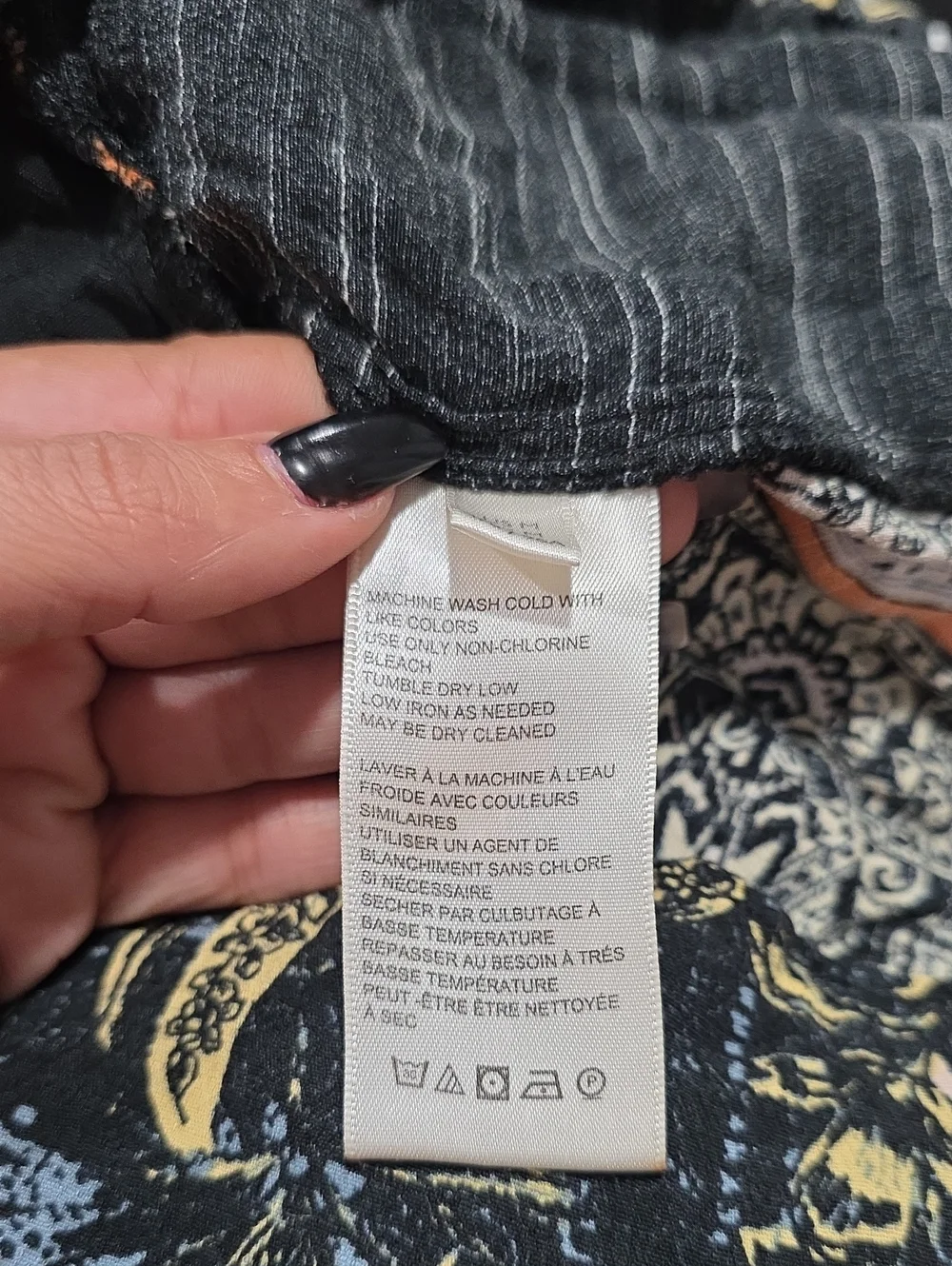 Free People Black Multi Floral Paisley V‑Neck